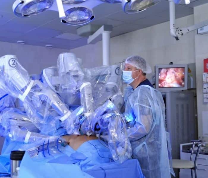 The Surgeon's View How Multi-Gigabit Bandwidth Connectivity is Enabling Life-Saving Procedures - operating room example